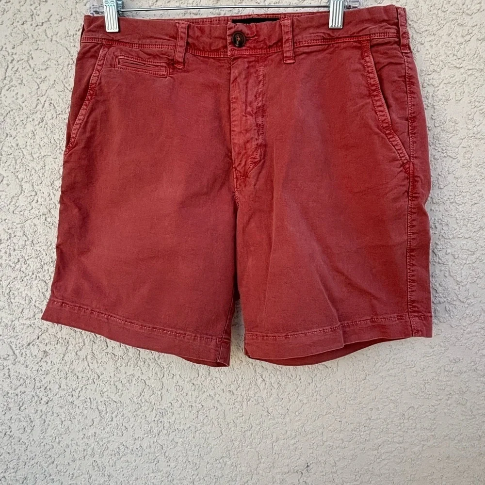 American Eagle Outfitters Red‎ Flat Front Shorts - Picture 4 of 8